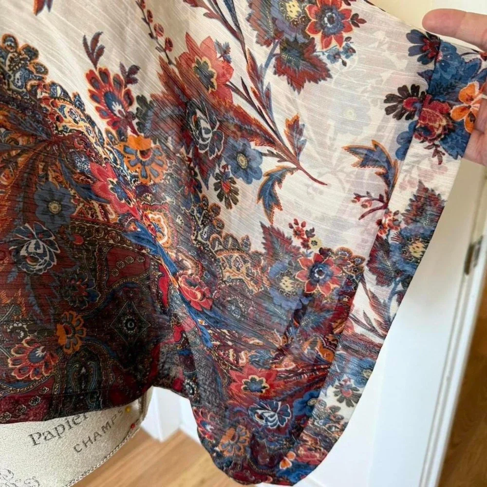 LA‎ Dolls sheer floral cover size L